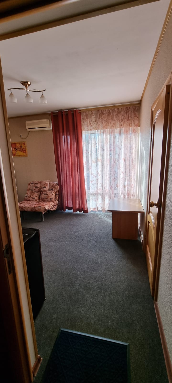 Семейный номер с балконом