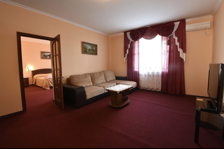 Номер-студия с террасой