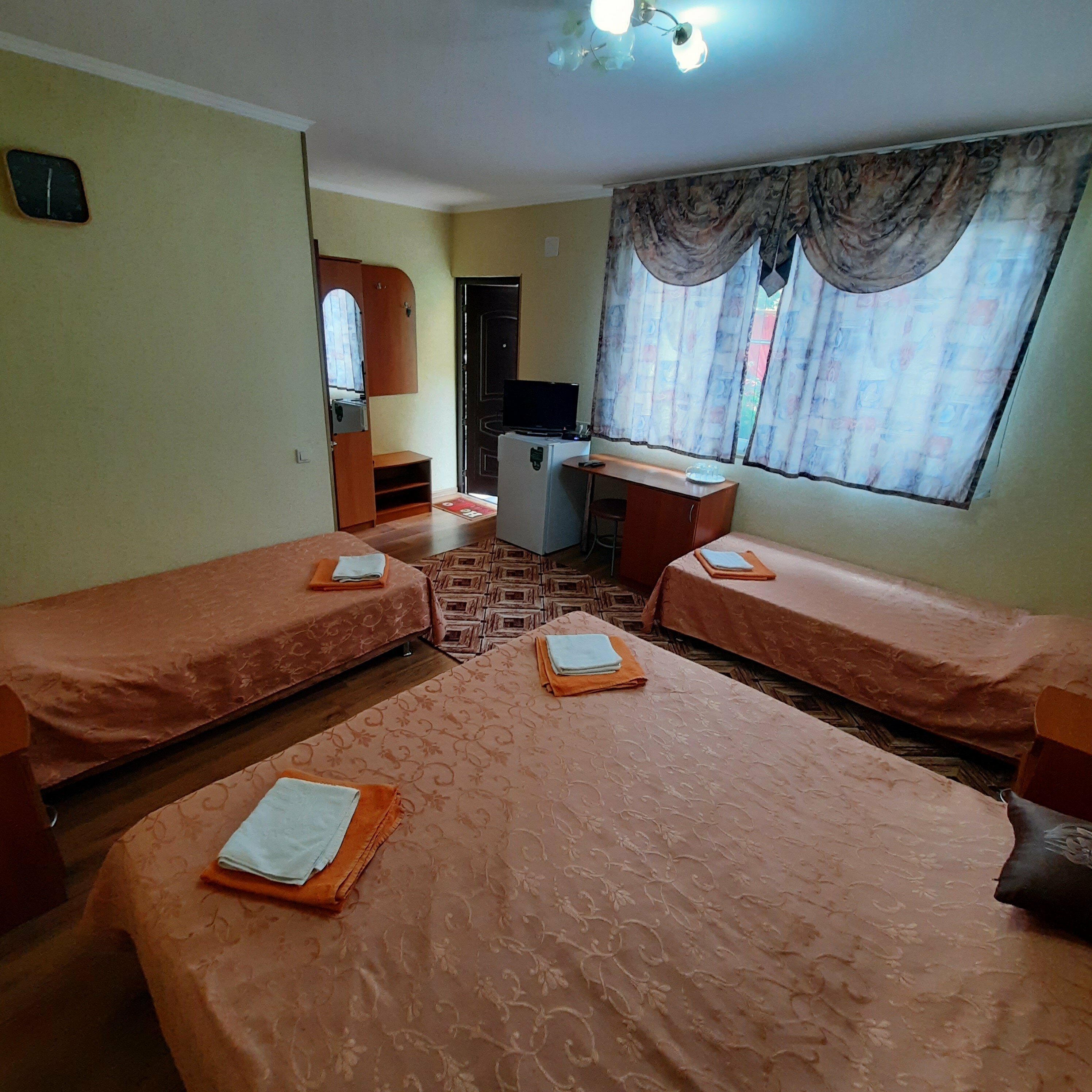 Стандартный четырехместный номер