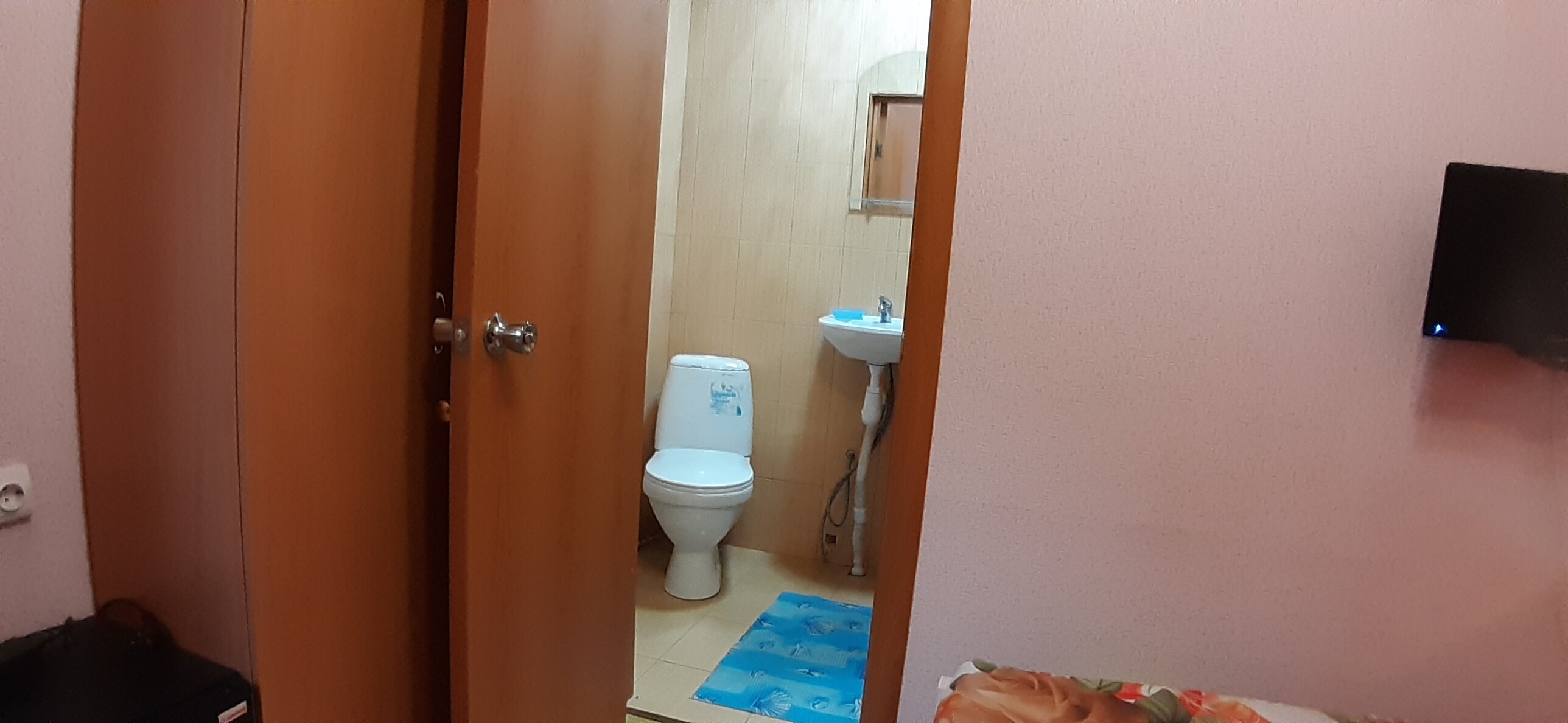 Двухместный номер Делюкс с 1 кроватью и душем