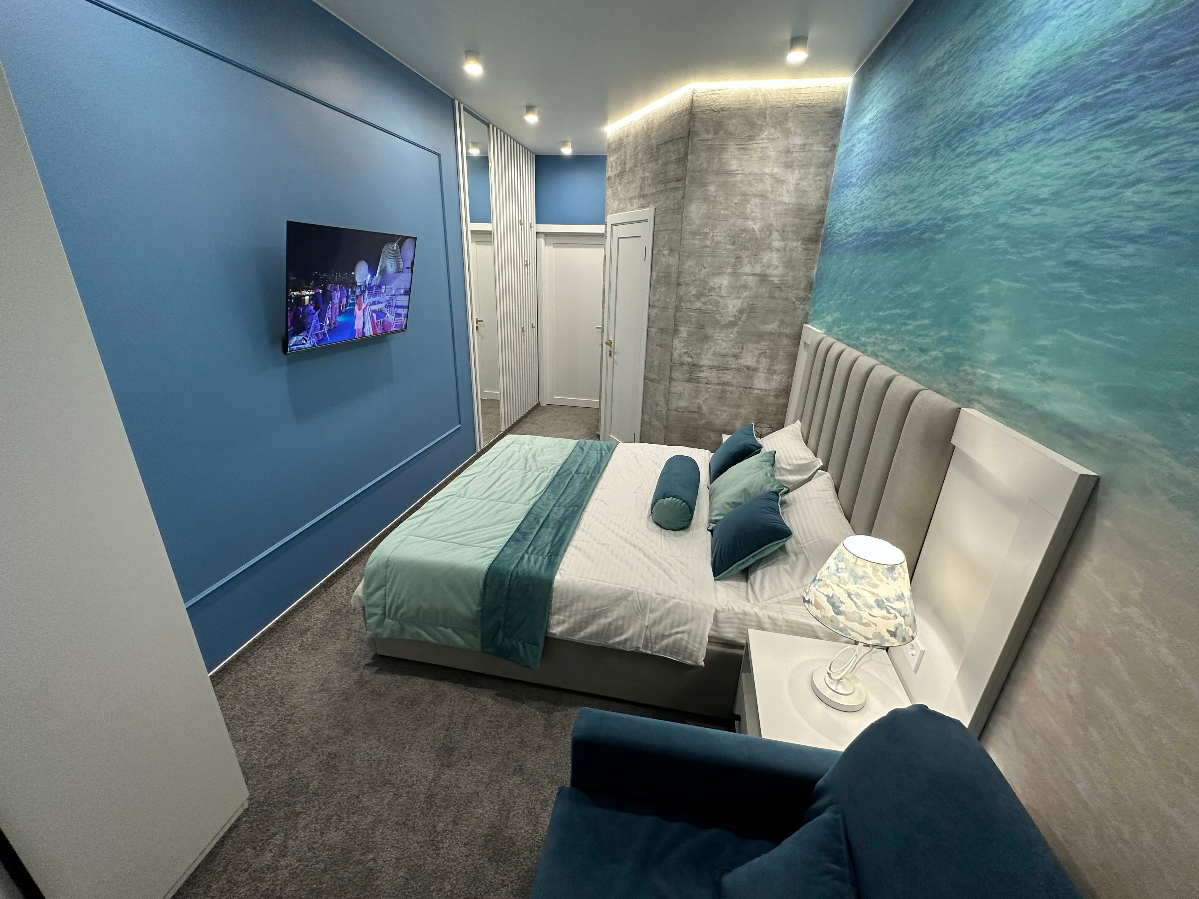 Трехместный номер «Комфорт» с душем