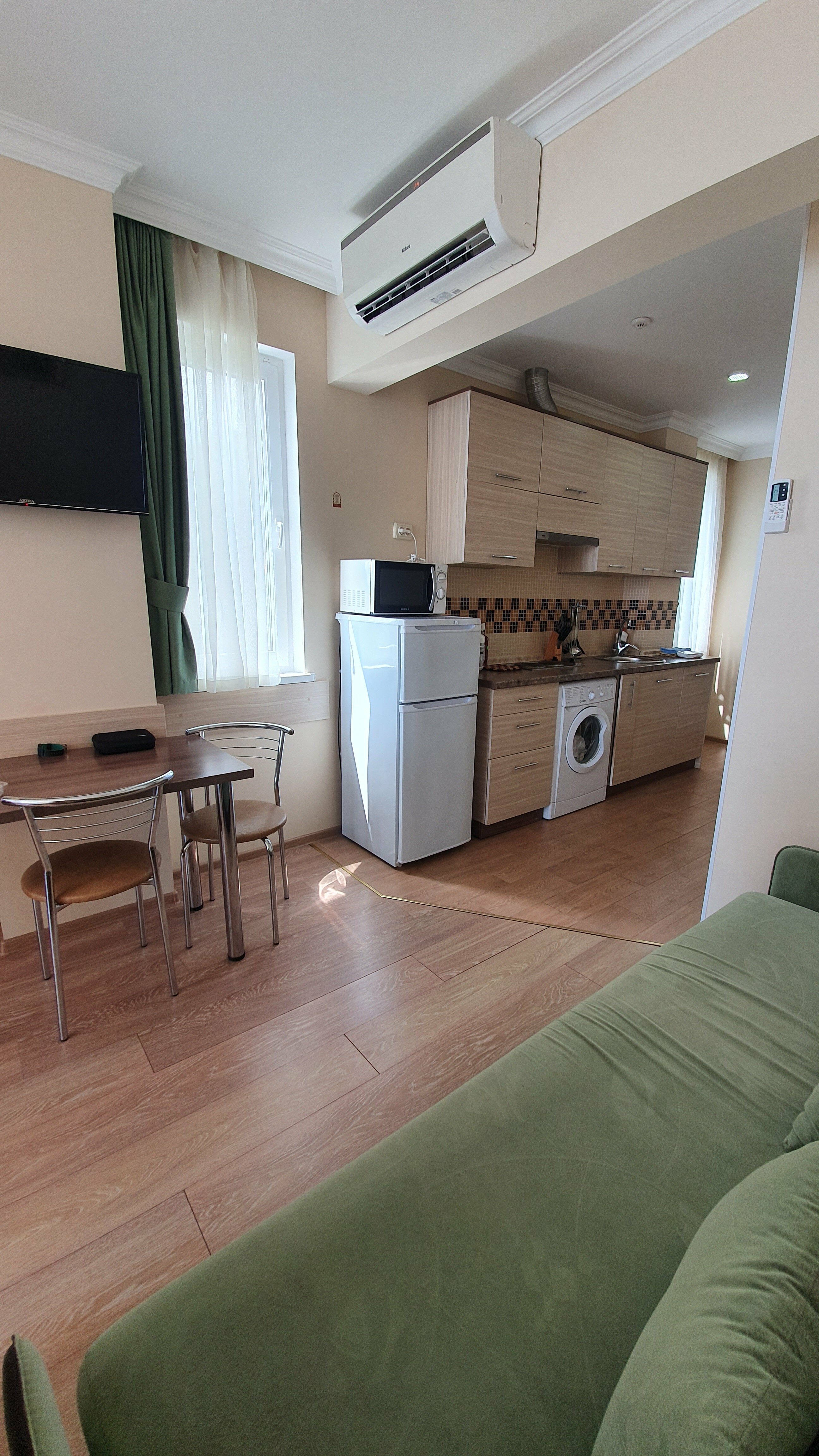 Семейный номер с балконом