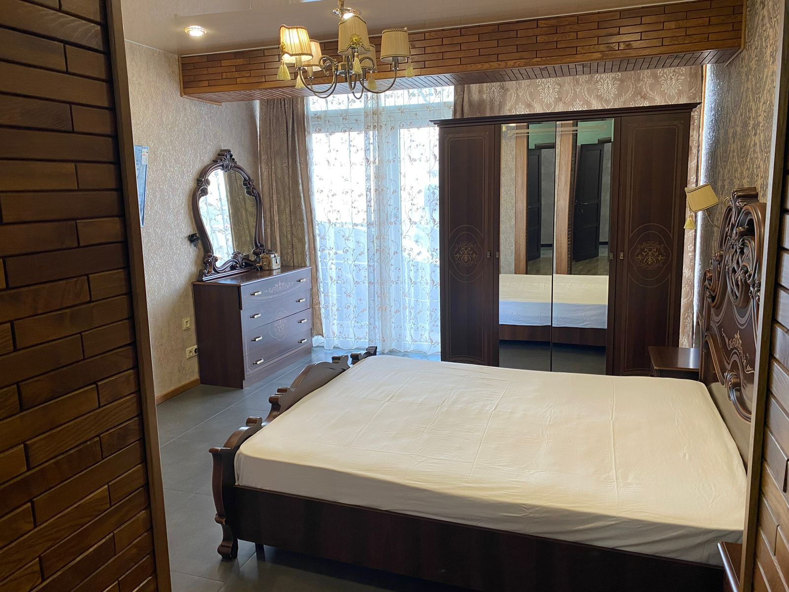 Большой двухместный номер с 1 кроватью