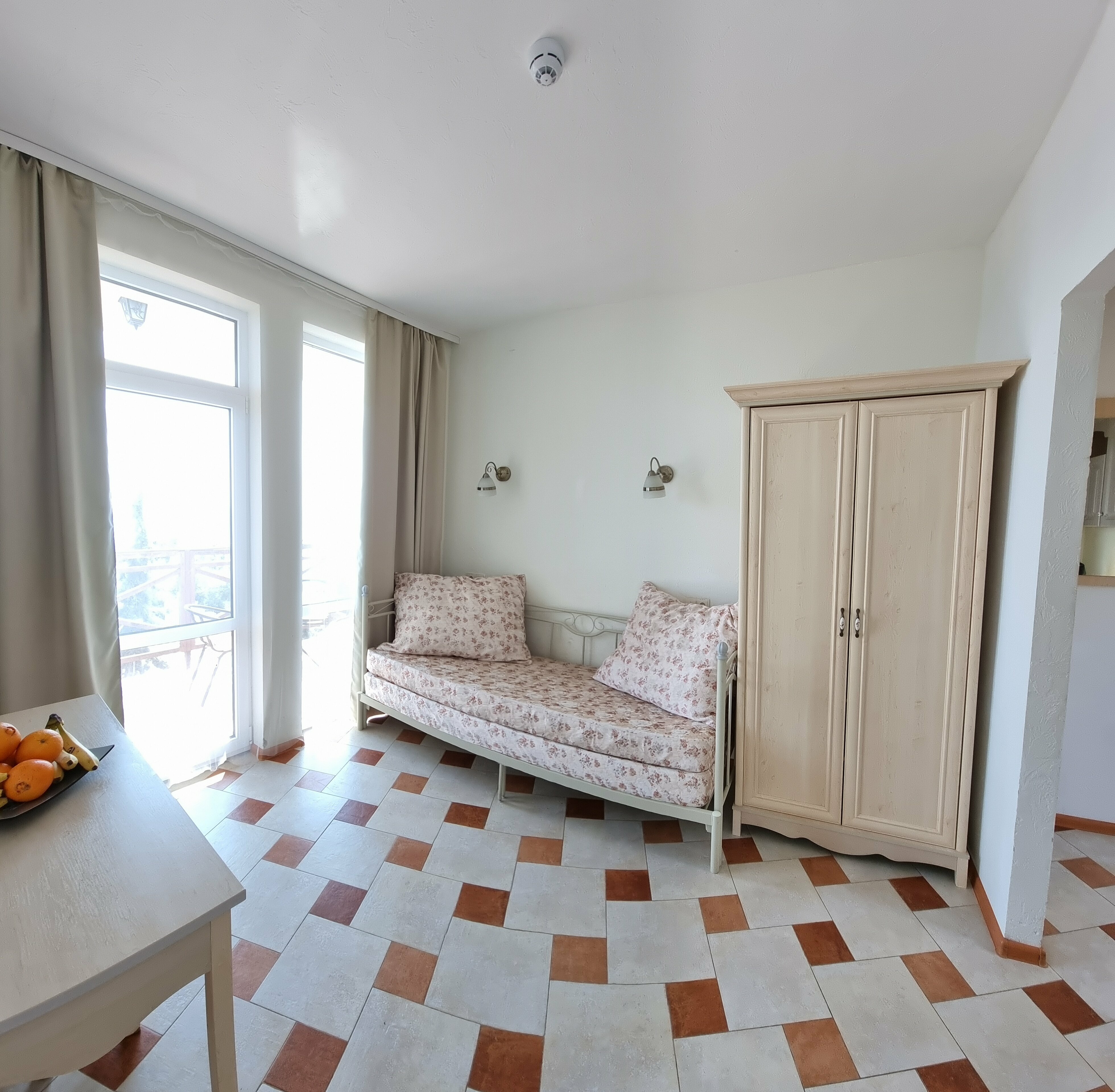 Апартаменты с видом на море