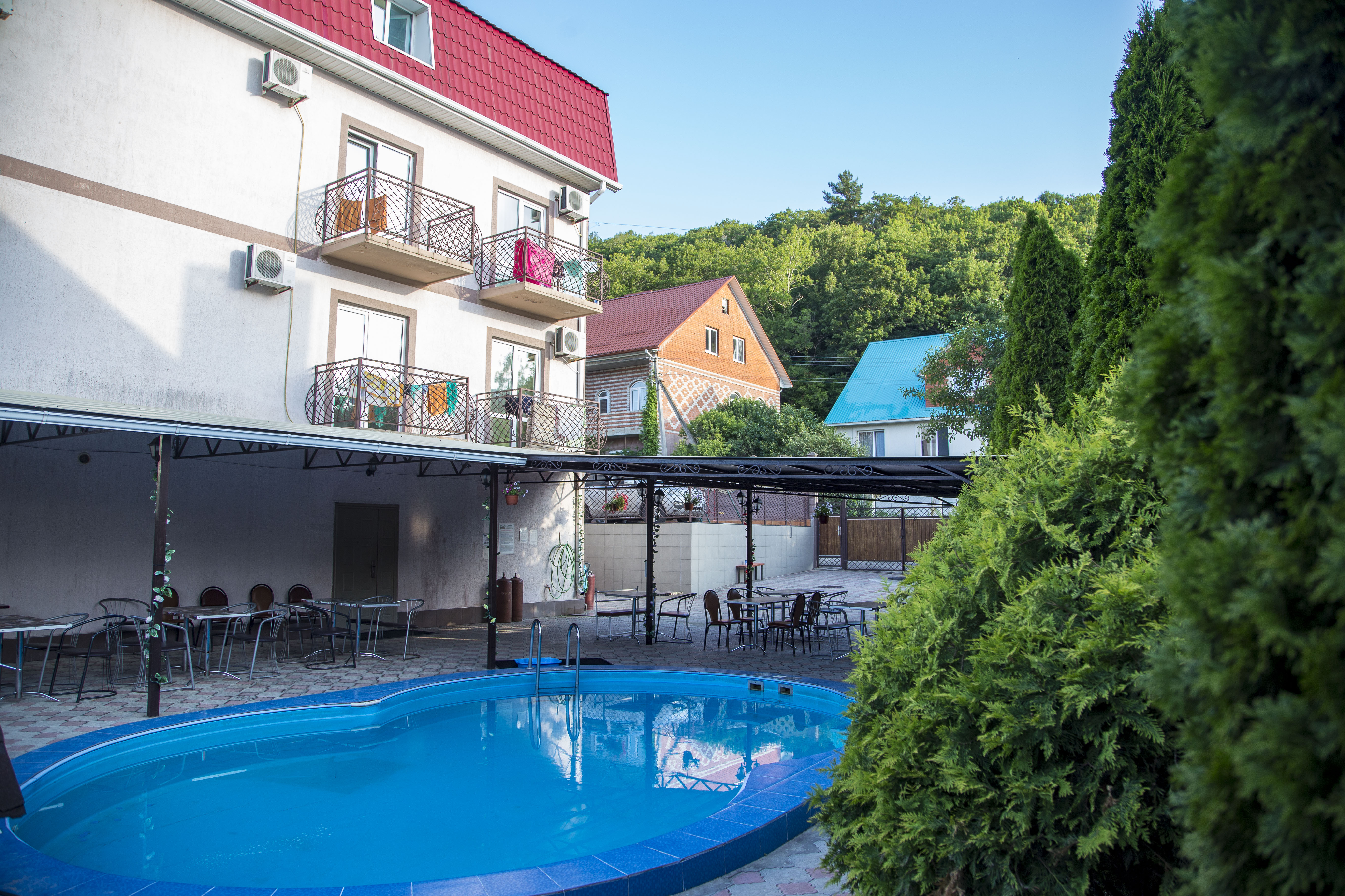 Четырехместный номер с балконом