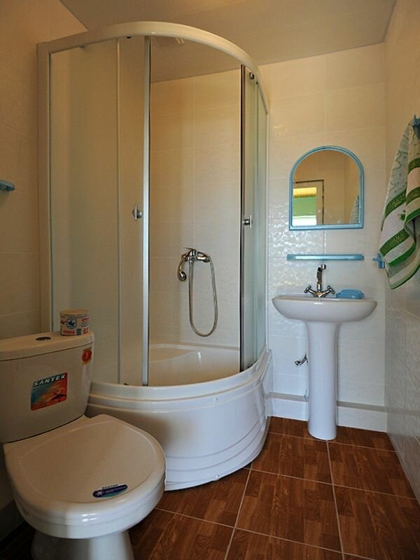 Cемейный номер с собственной ванной комнатой