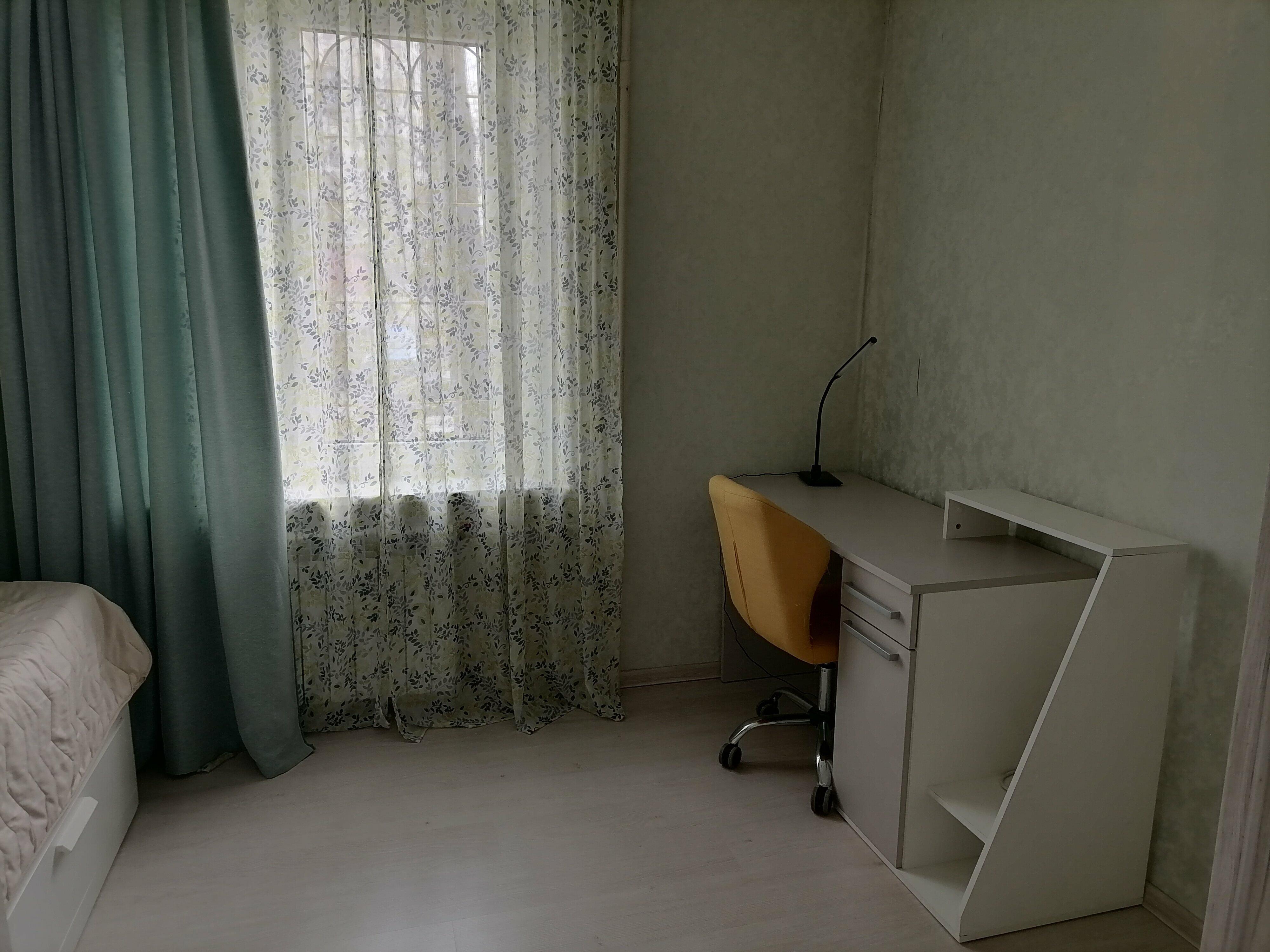 Четырехместный номер с ванной комнатой