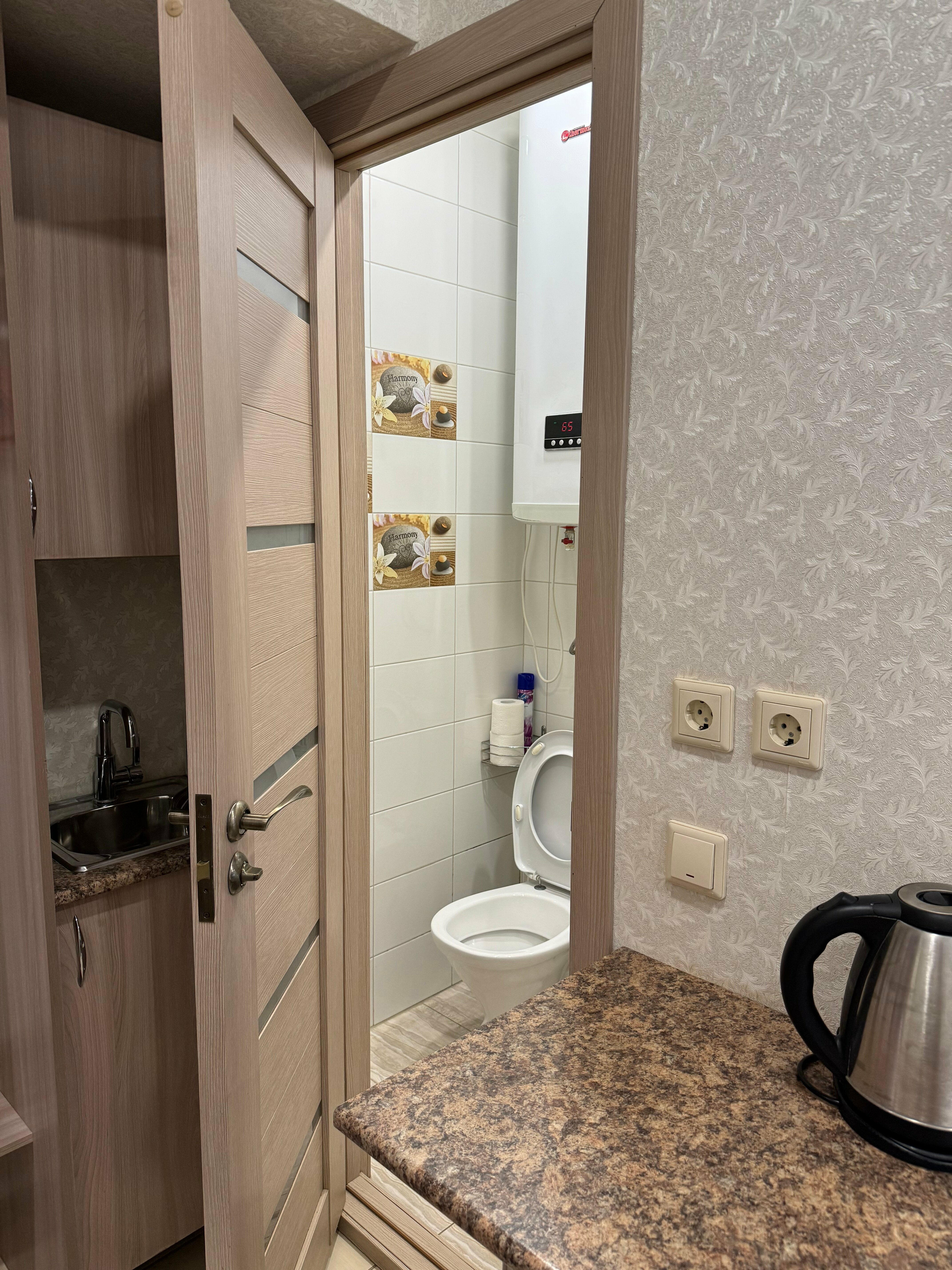 Cемейный номер с собственной ванной комнатой