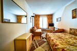 Стандартный трехместный с 2 -х спальной кроватью и диван - кроватью в Гостевой дом Крымская 50