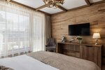 Делюкс с балконом и видом на горы в Stellar Collection Chalet, Krasnaya Polyana