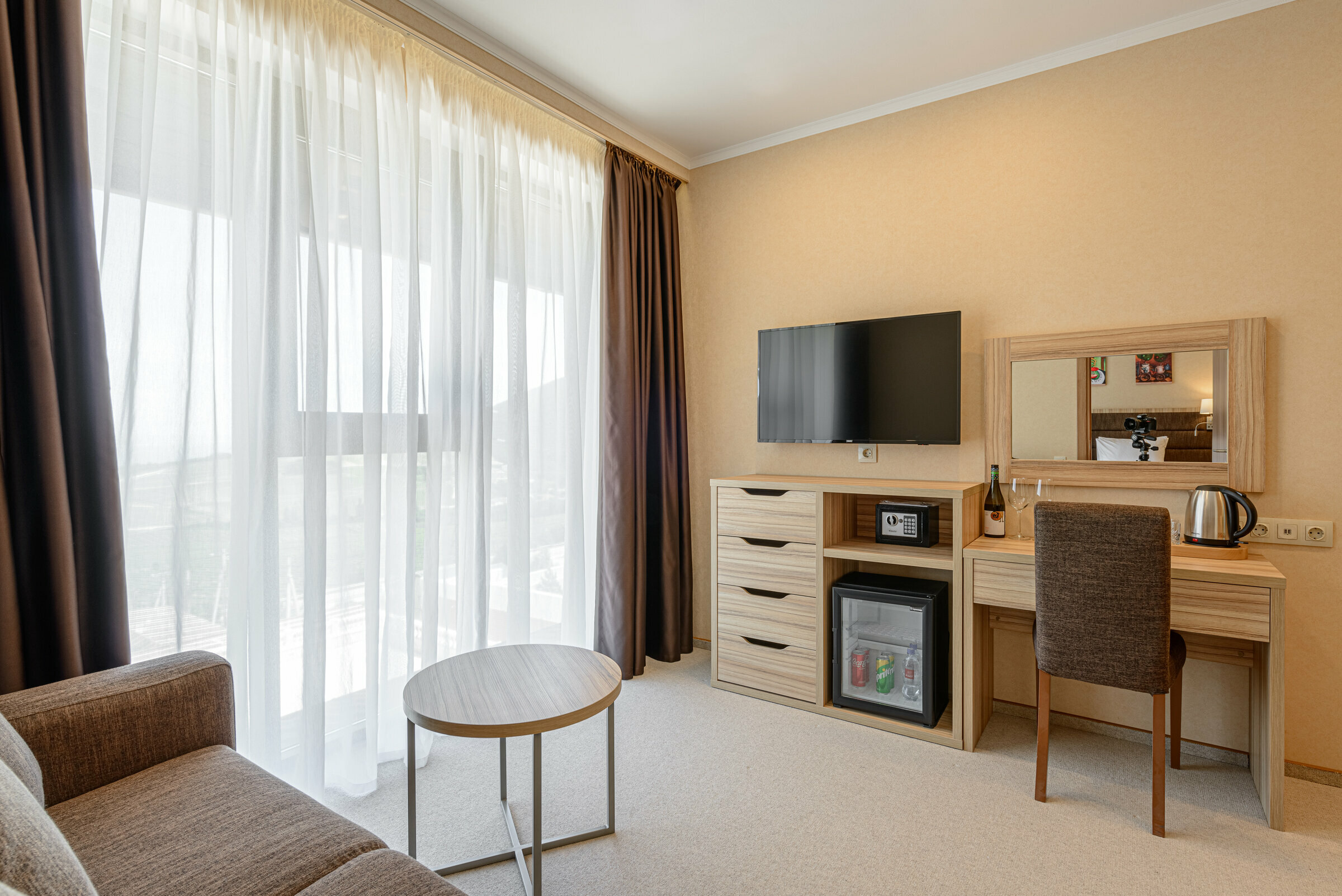 Семейный номер с видом на горы