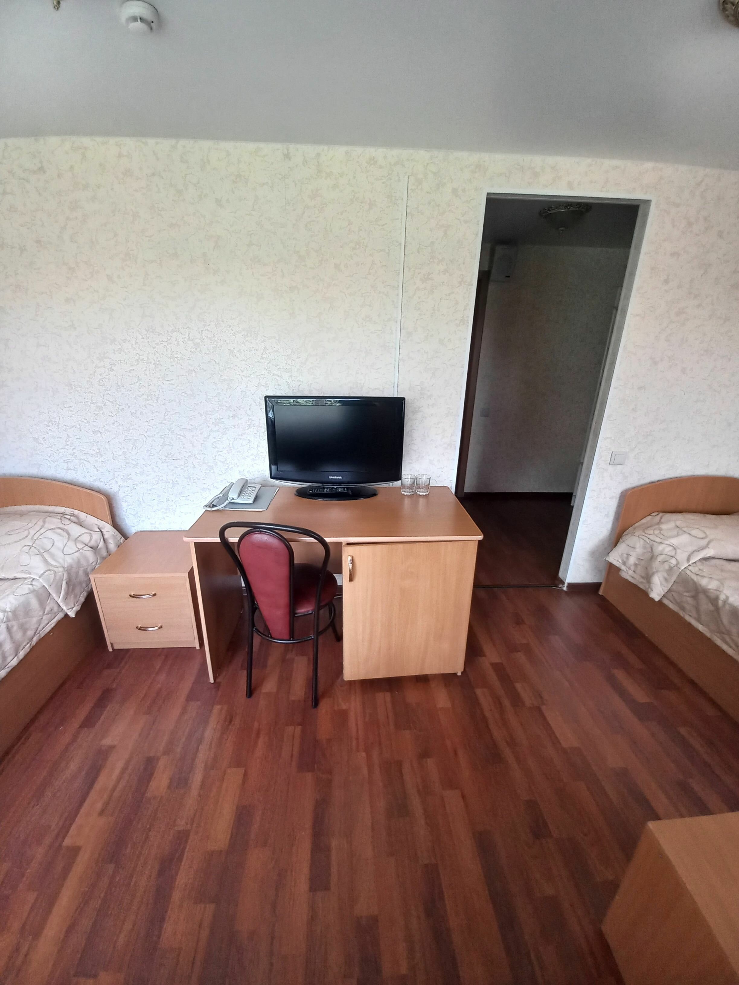 Двухместный номер с 2 отдельными кроватями и ванной