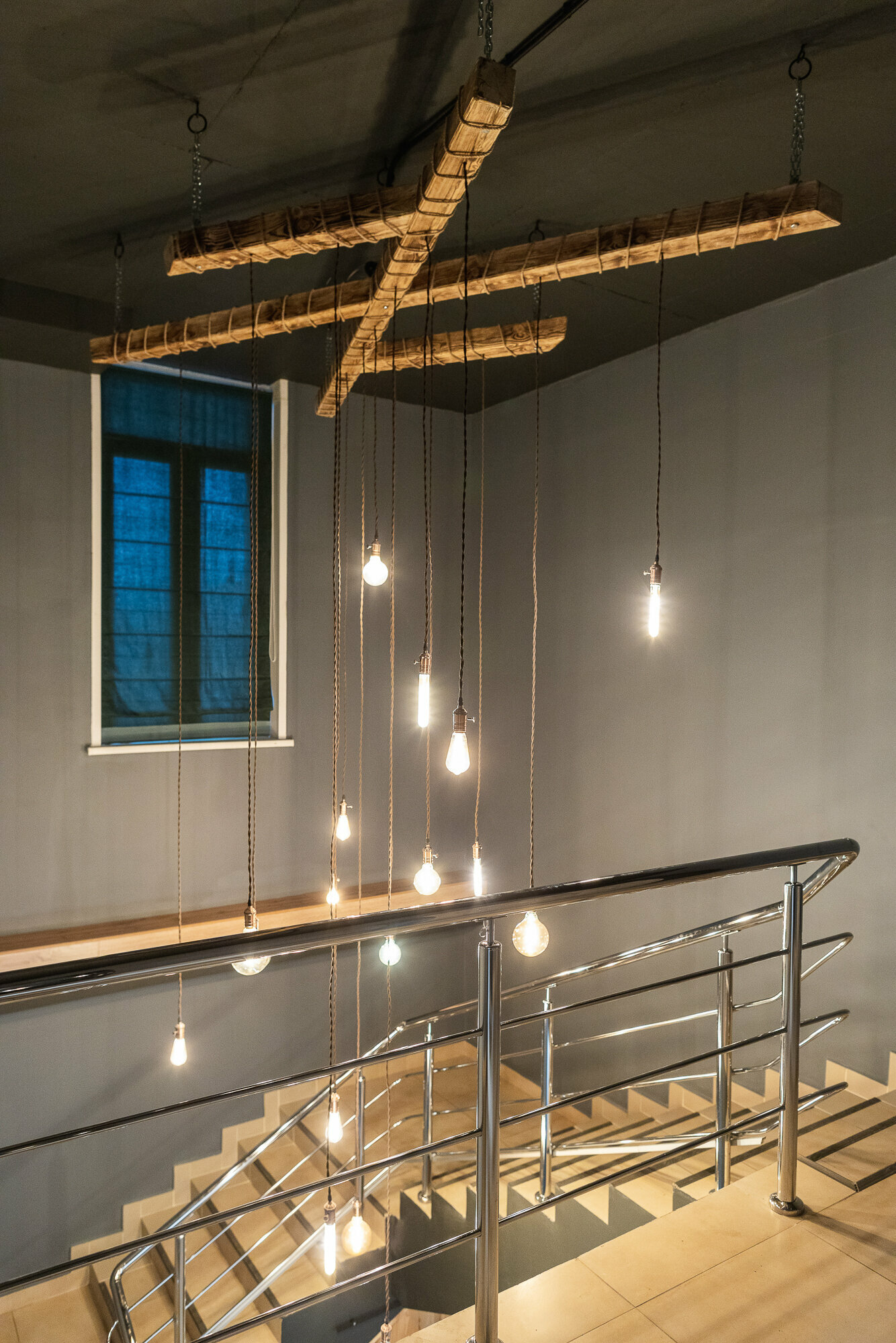 Многоместный общий номер для мужчин и женщин (8 мест) верхнее место