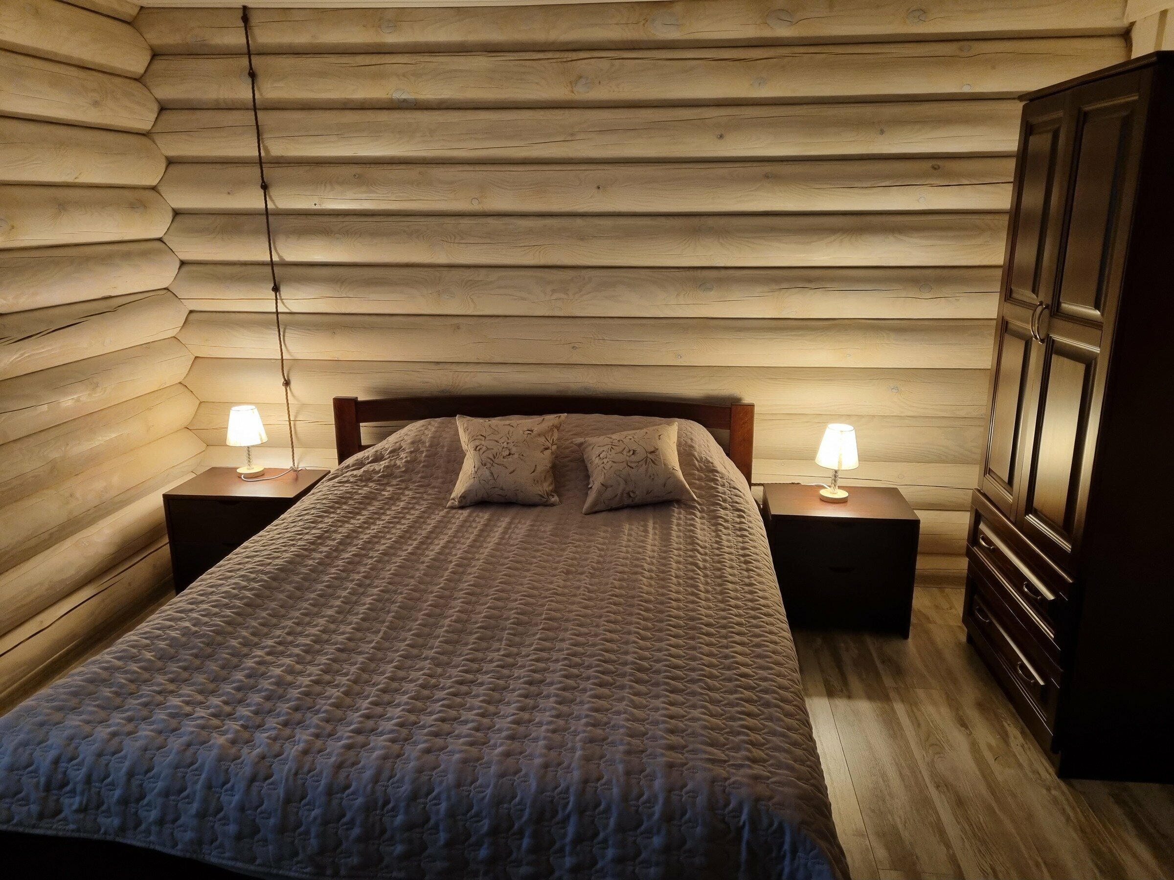 Трехместный номер «Комфорт» с душем