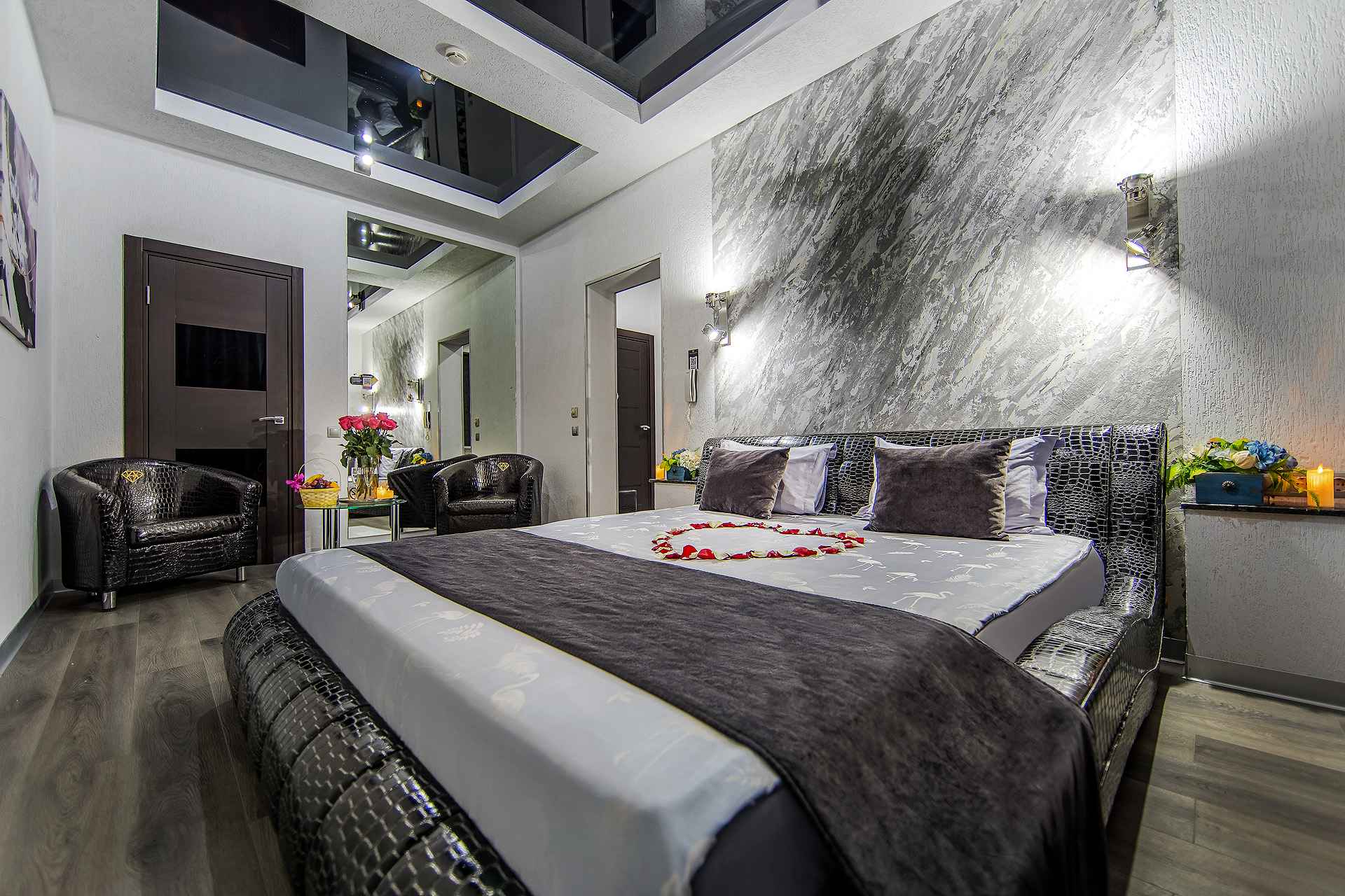 Двухместный номер с 1 кроватью с ванной (только для взрослых)