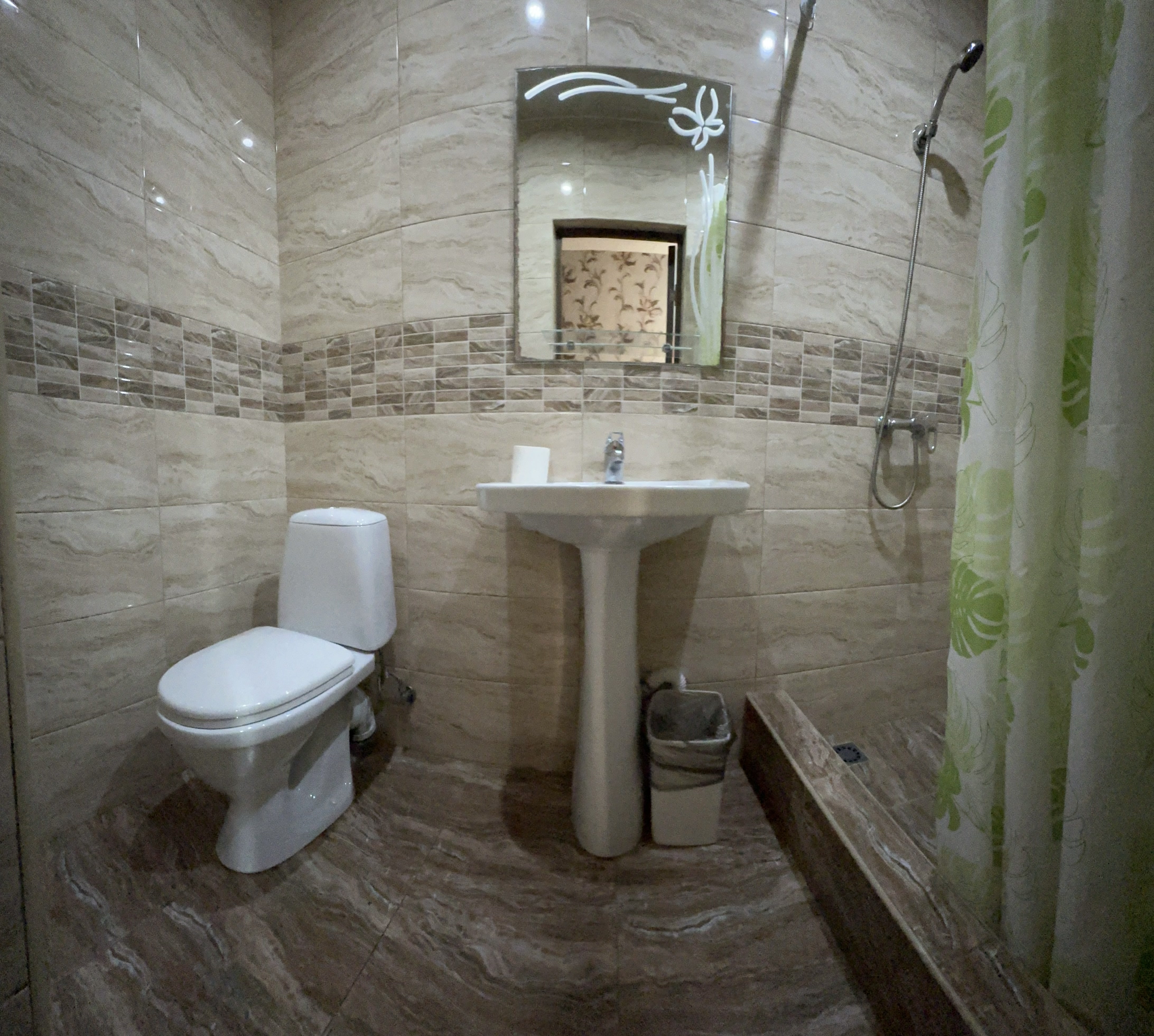 Улучшенный четырехместный номер