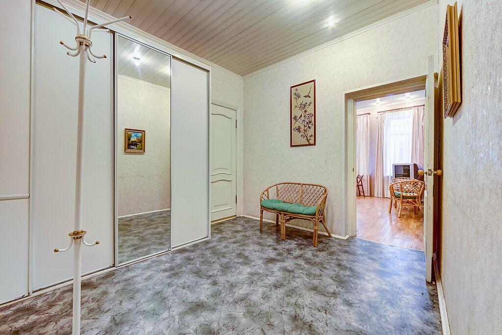 Квартира с душем 25