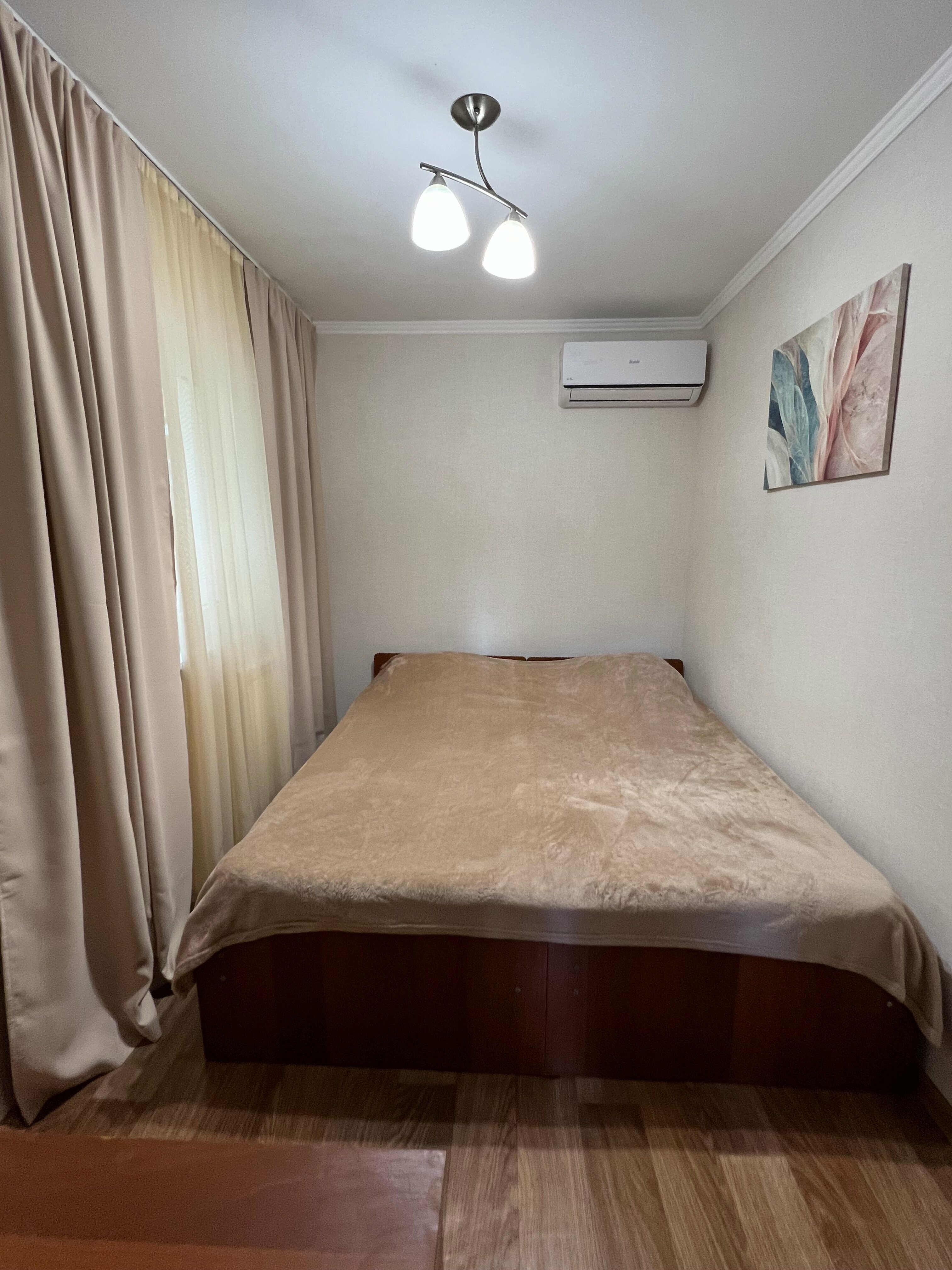 Двухместный номер с 1 кроватью или 2 отдельными кроватями и общей ванной комнатой