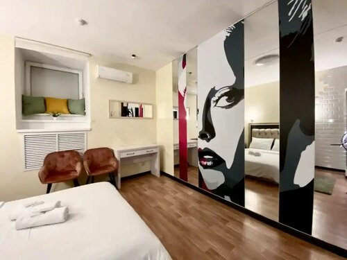 Двухместный номер с 1 кроватью и общим туалетом