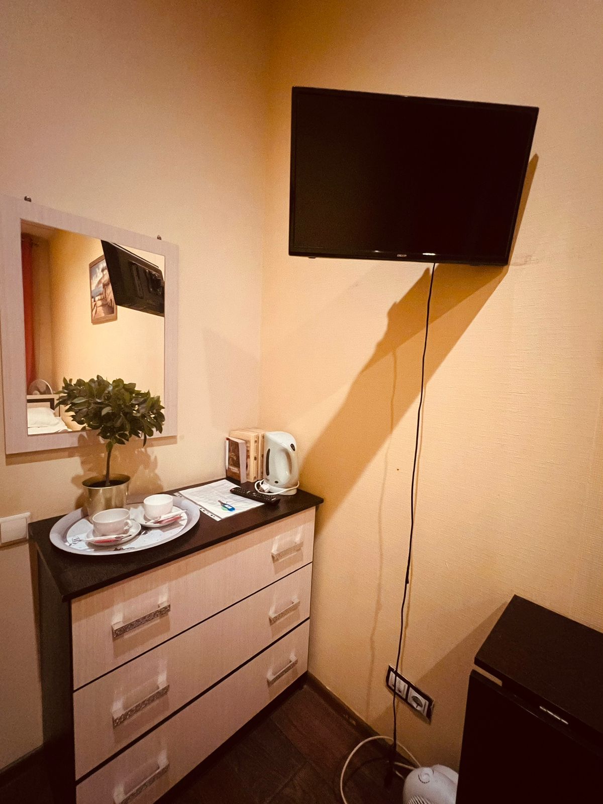 Двухместный номер с 1 кроватью и общей ванной комнатой