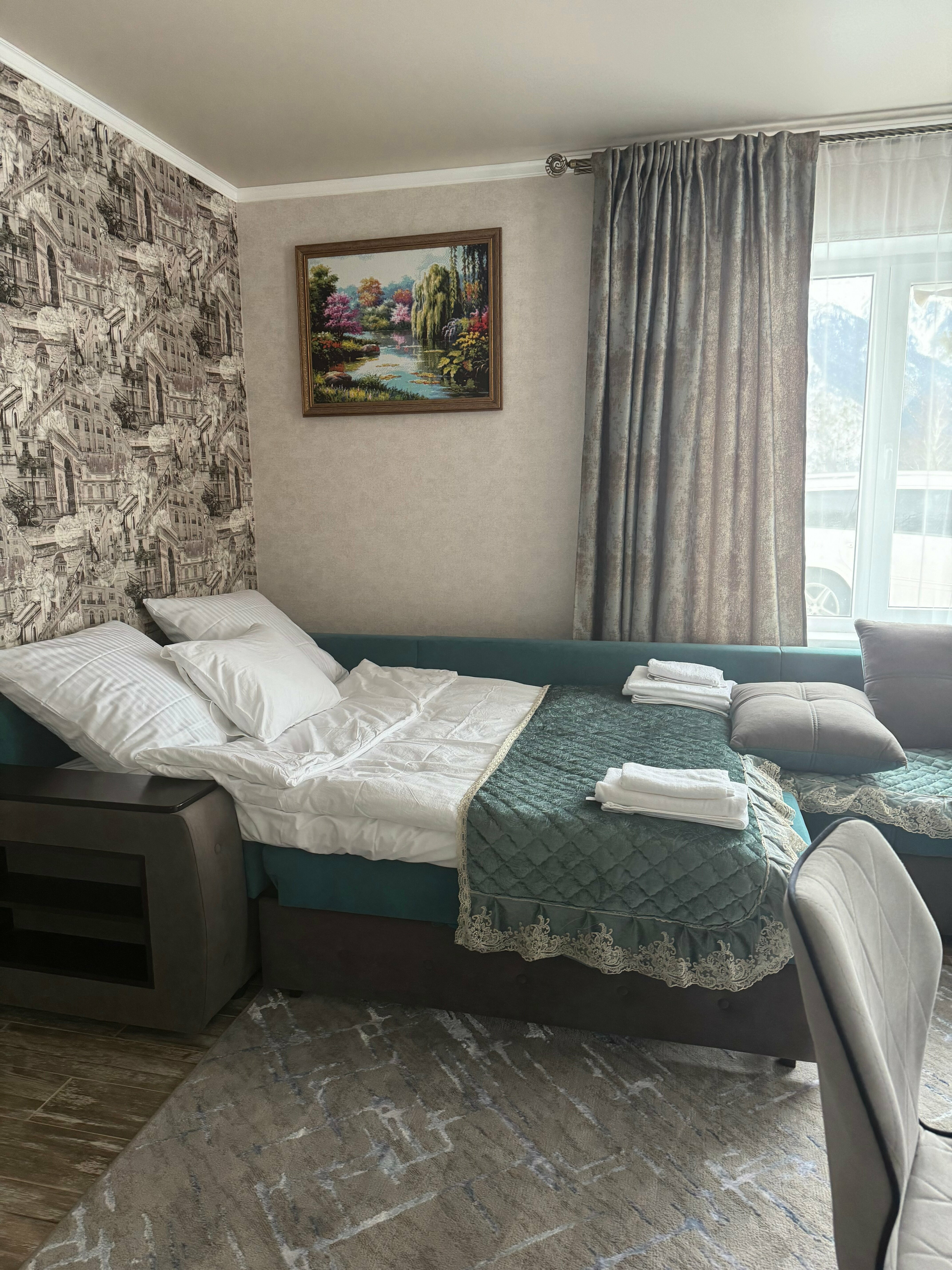 Семейный номер с балконом