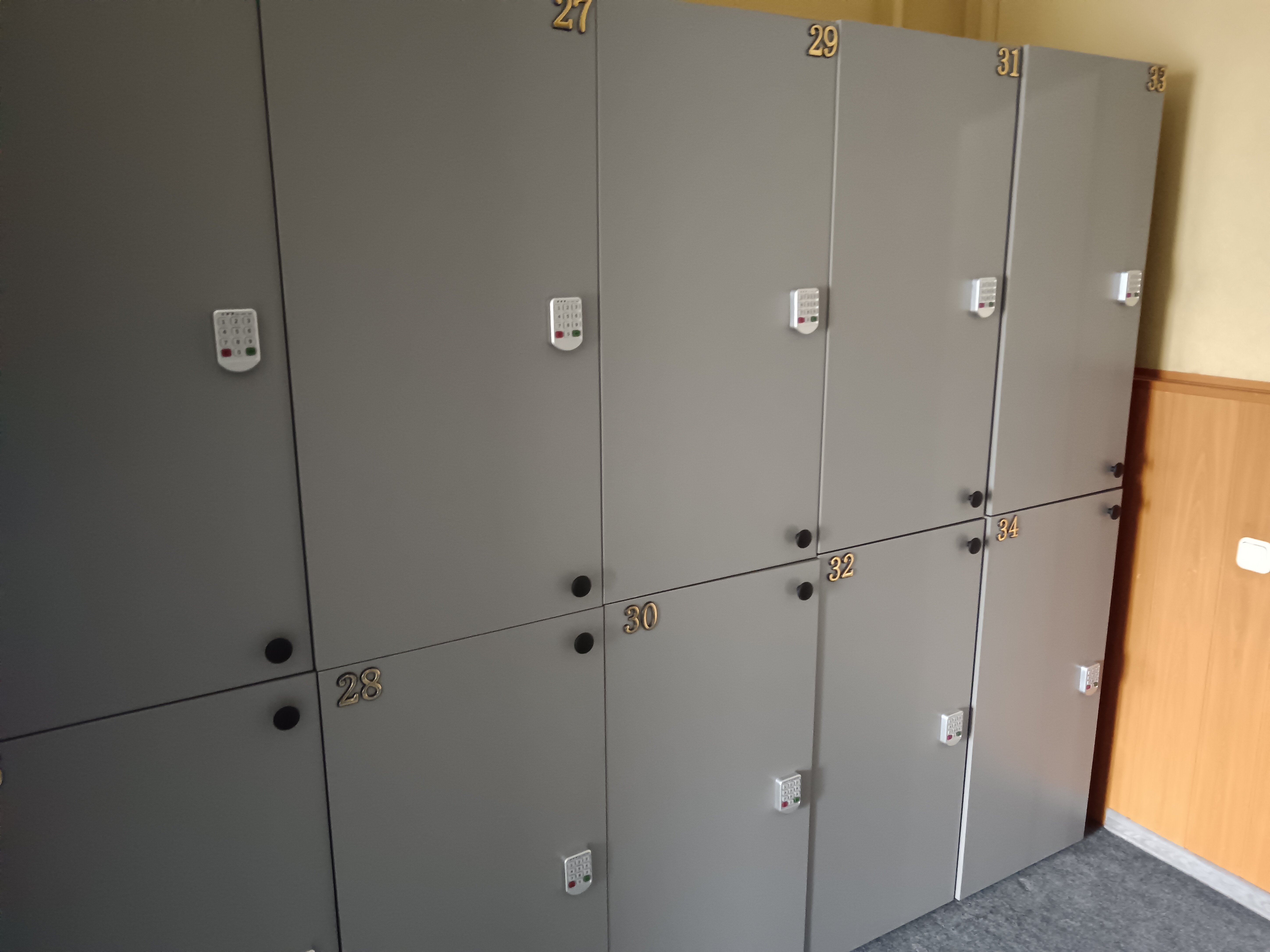 Общий 8-местный номер для мужчин