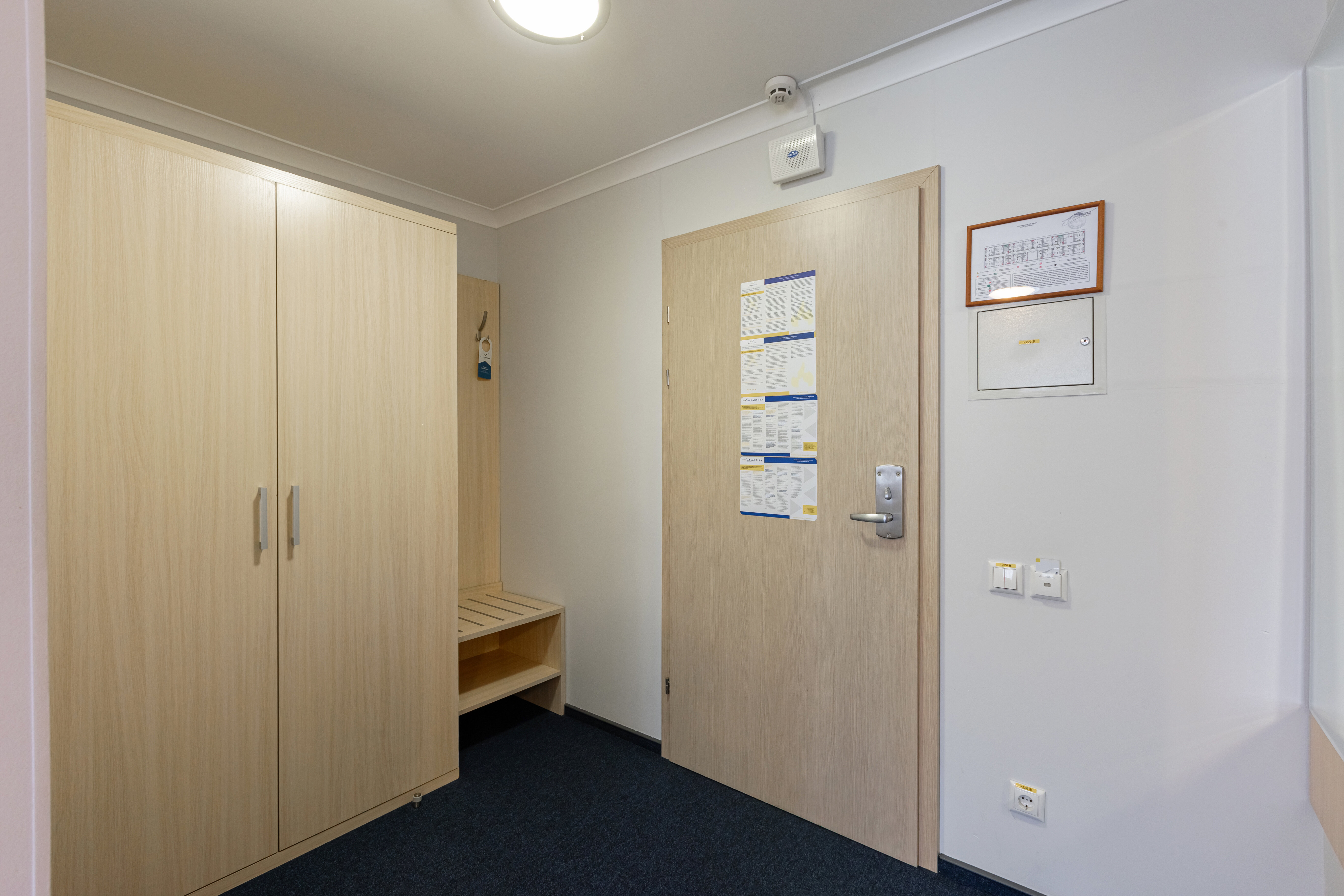 Улучшенный двухместный номер Делюкс с 1 кроватью или 2 отдельными кроватями