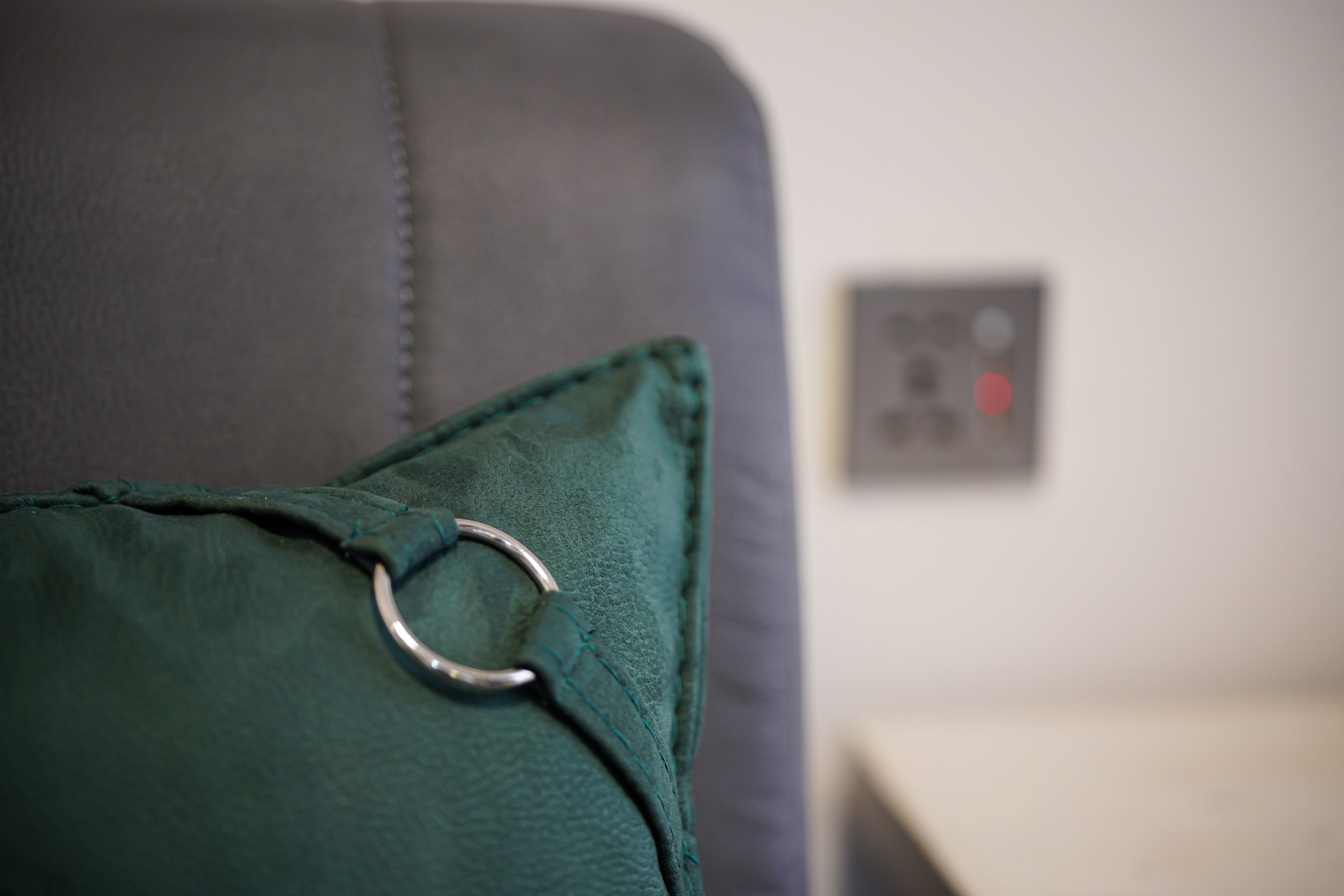 Двухместный номер с двуспальной кроватью и дополнительной кроватью