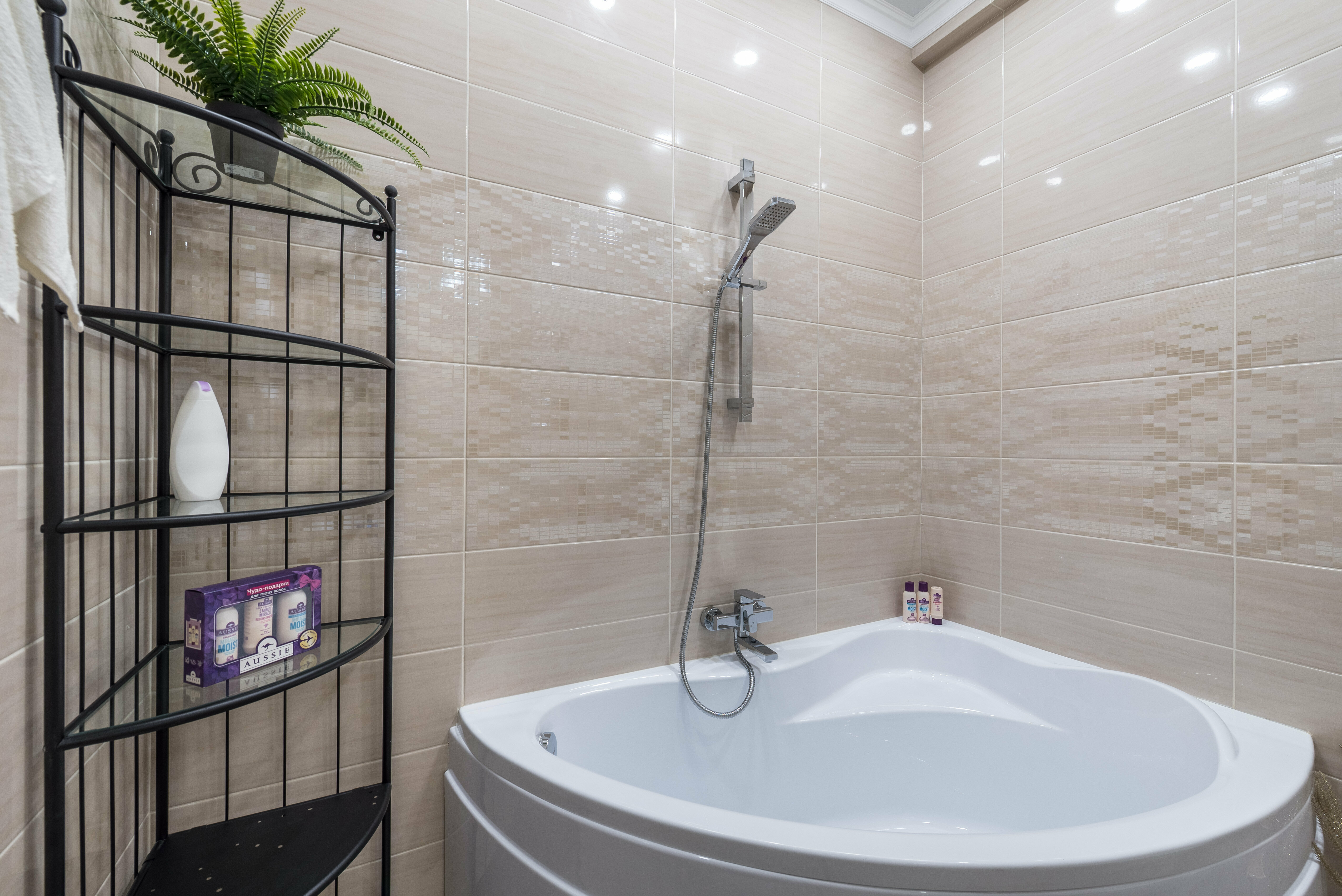 Апартаменты для особо требовательных персон с видом на город — Кубанская набережная, 33