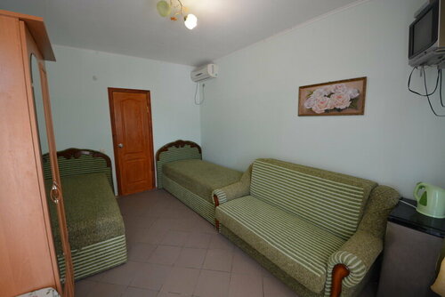 Четырехместный номер с видом на горы