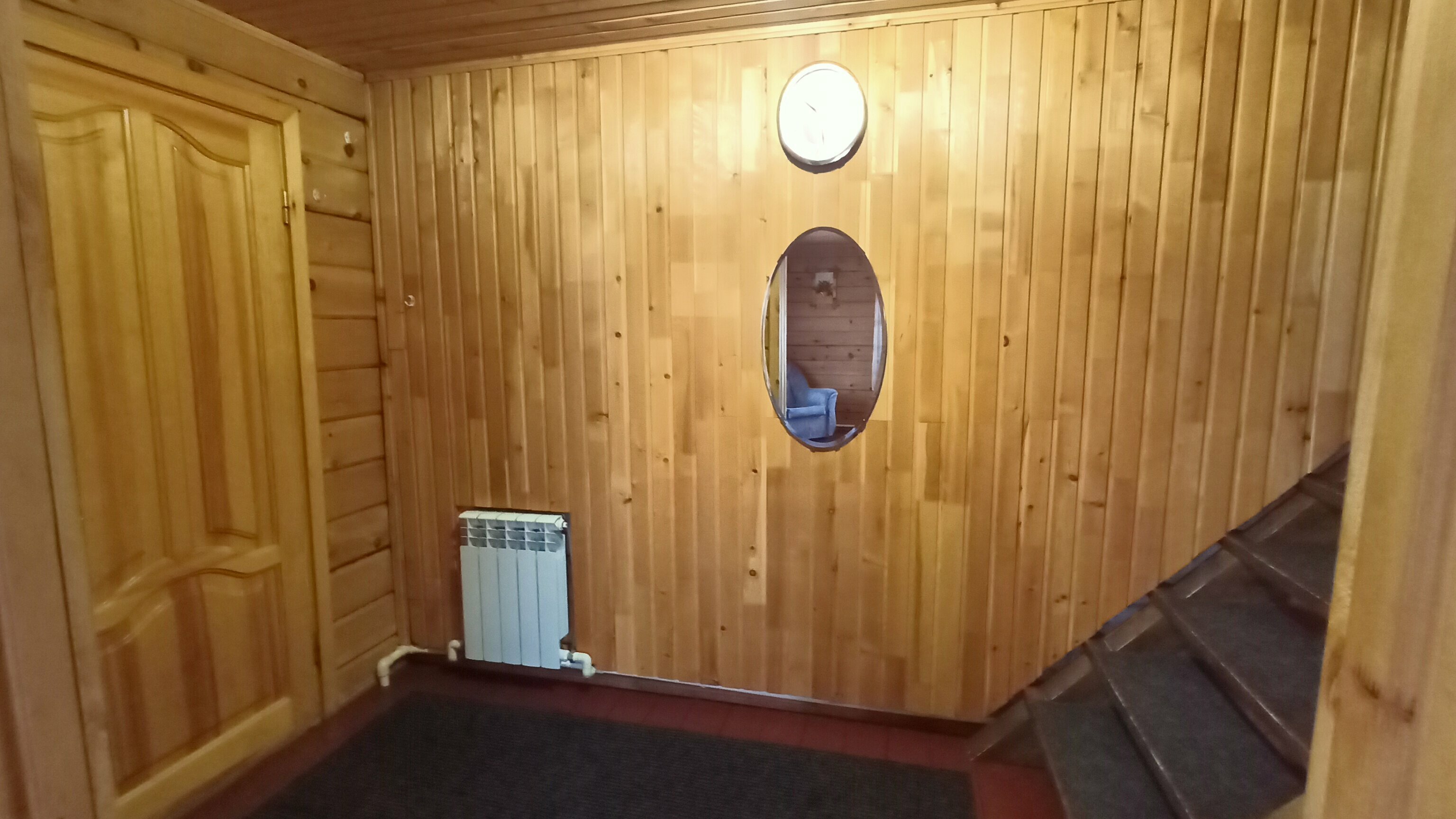 Коттедж с видом на лес