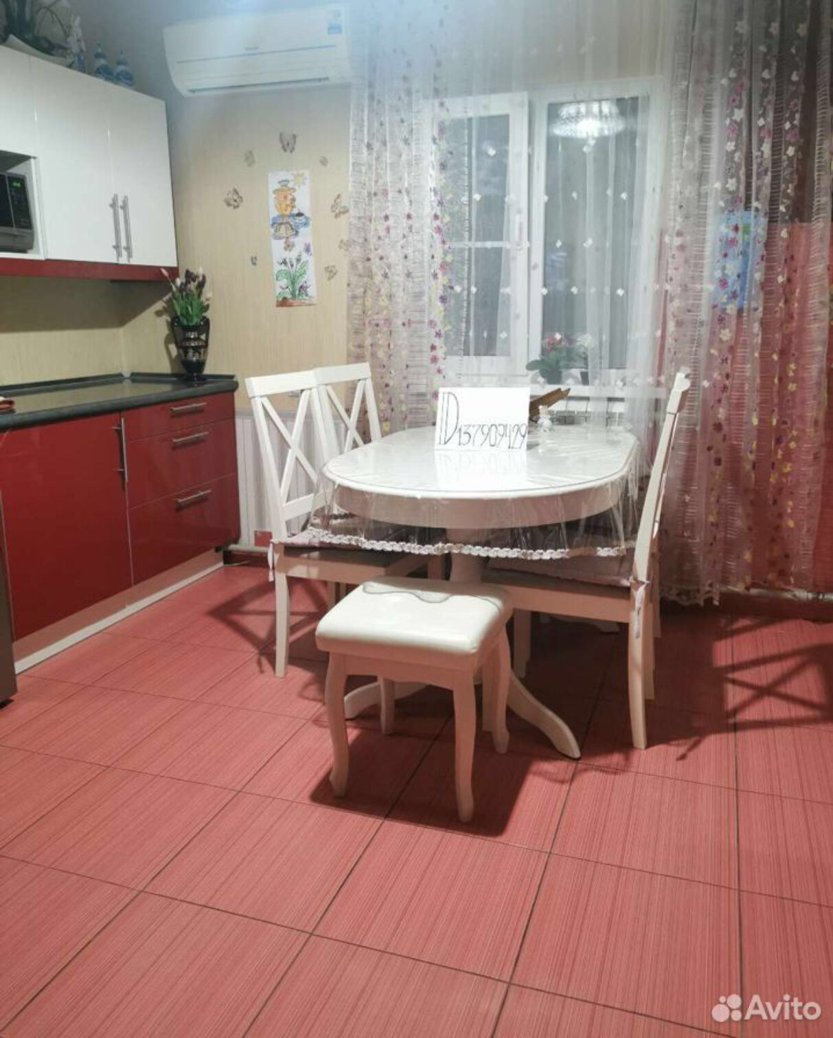 Апартаменты с 2 спальнями кухней душем и туалетом