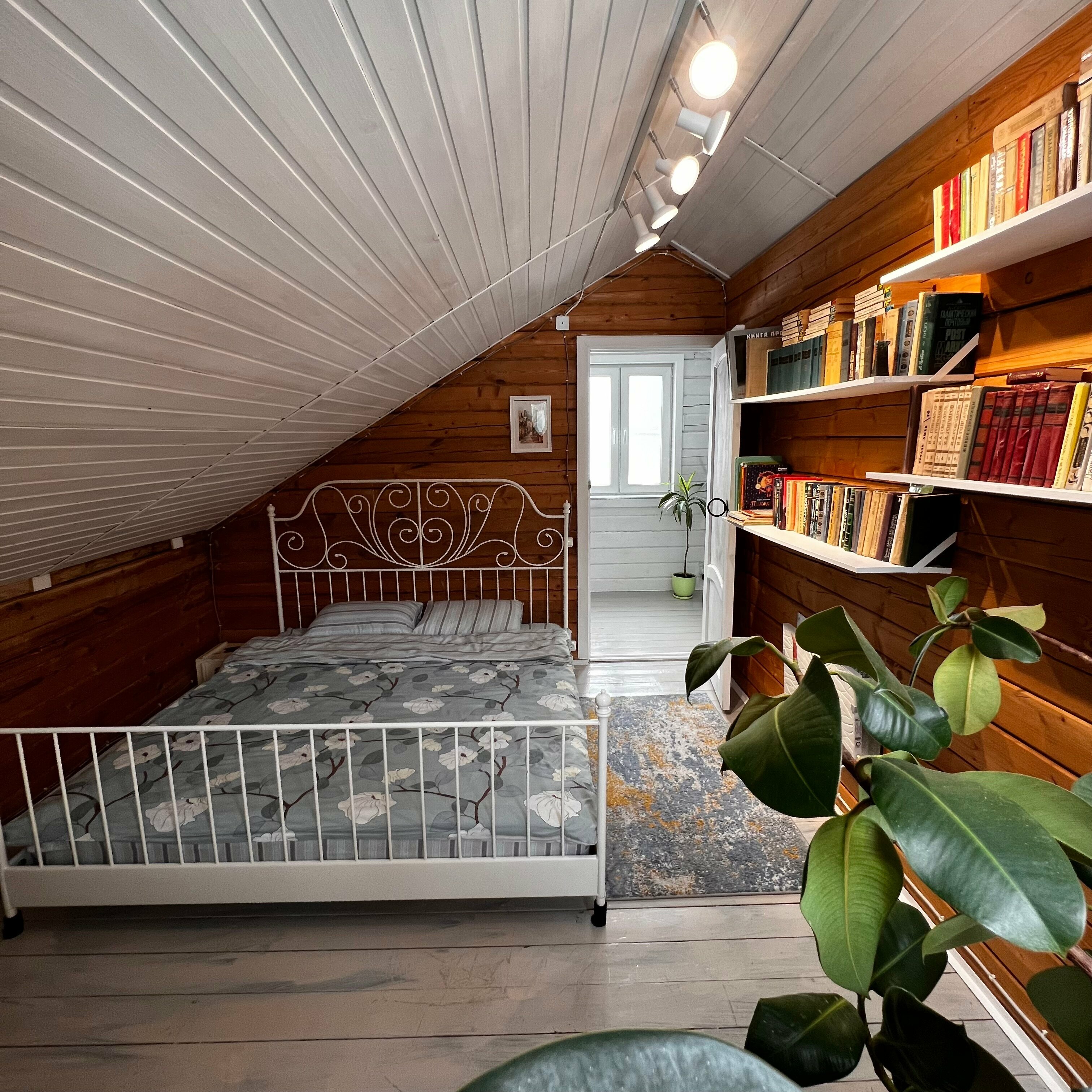 Дом с видом на лес