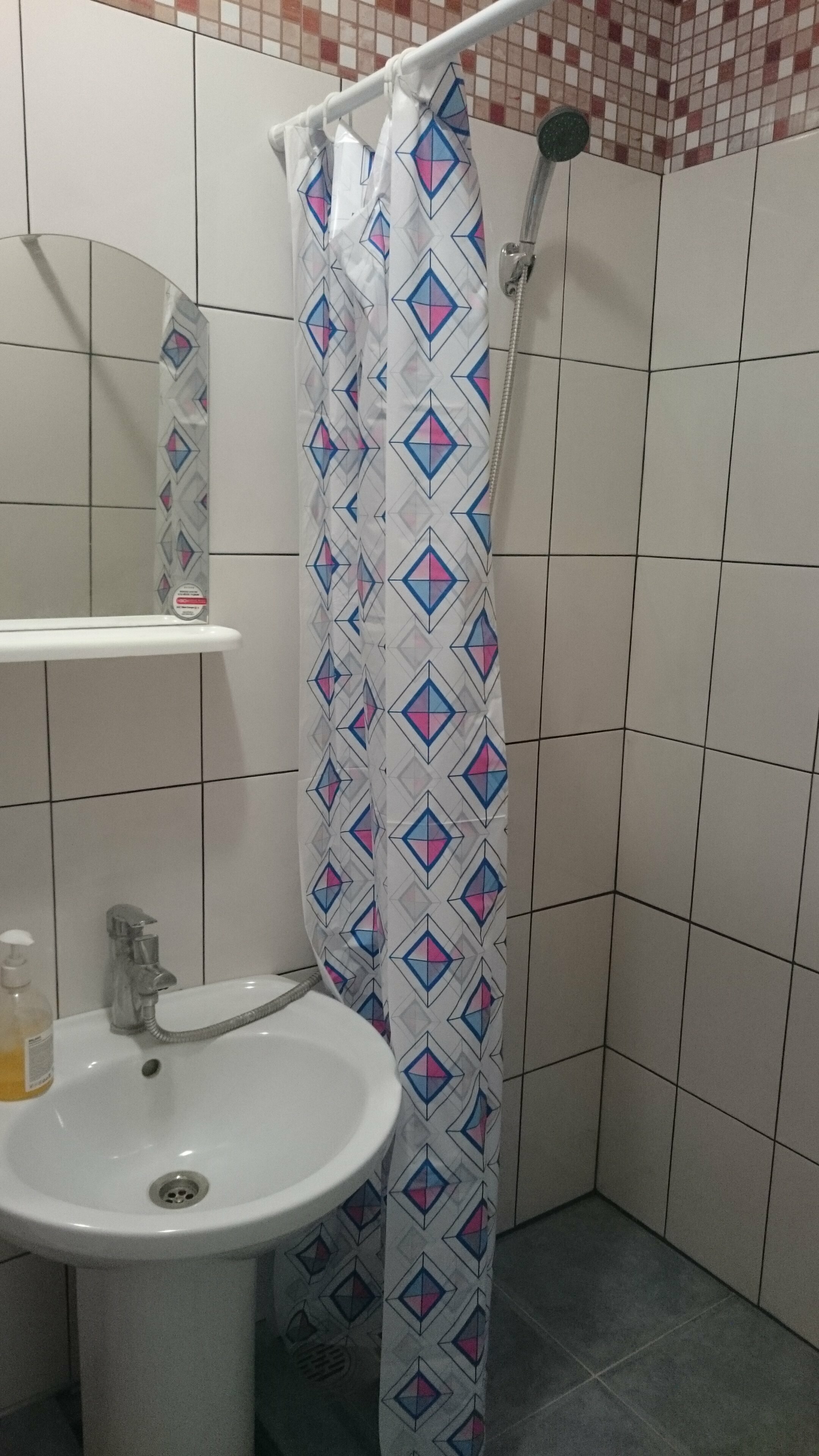 Четырехместный номер с двуспальной кроватью