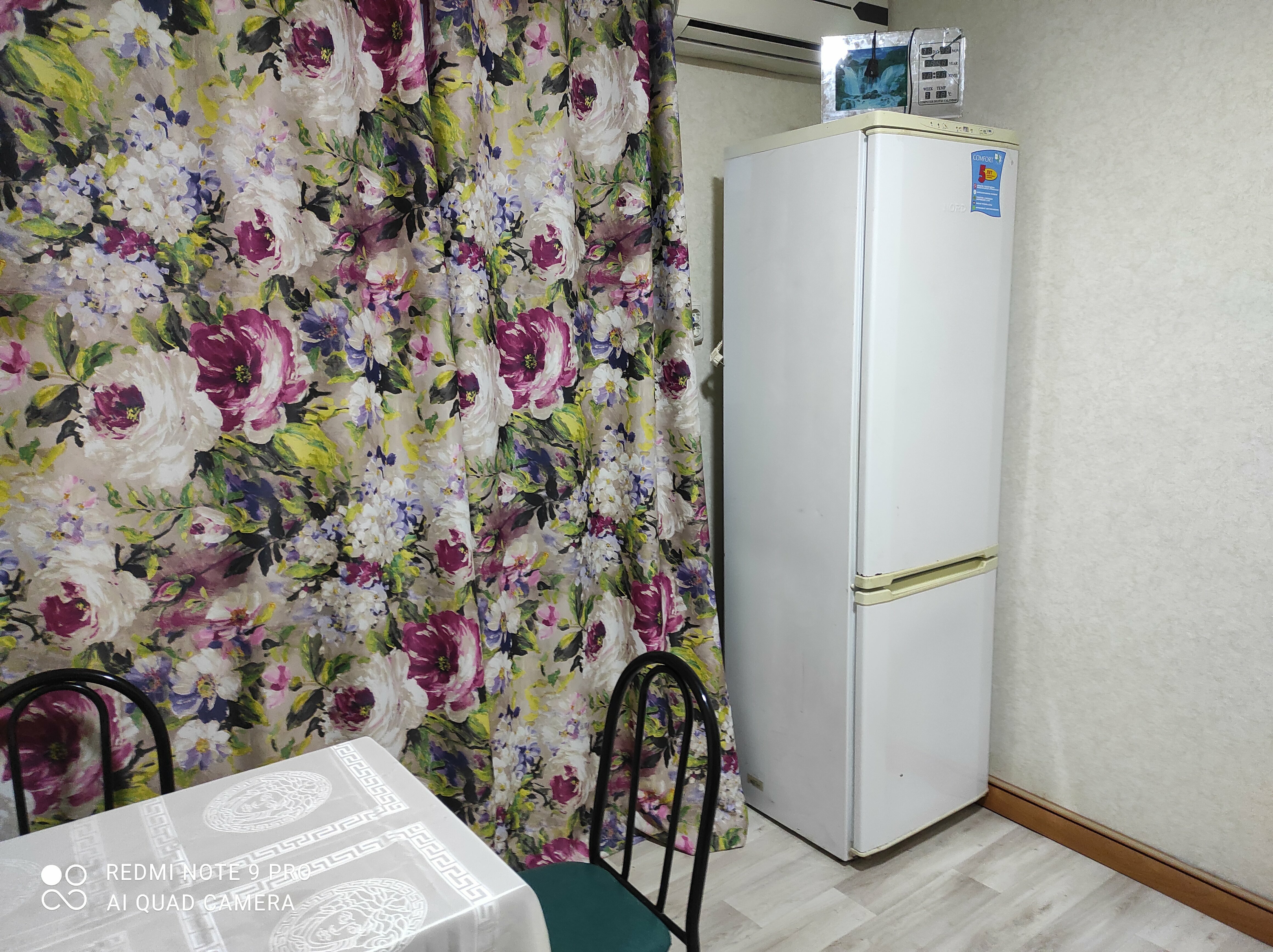 Семейный номер с боковым видом на море