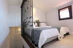 Дуплекс, 2 спальни (403) в Alp Suites Pinehill