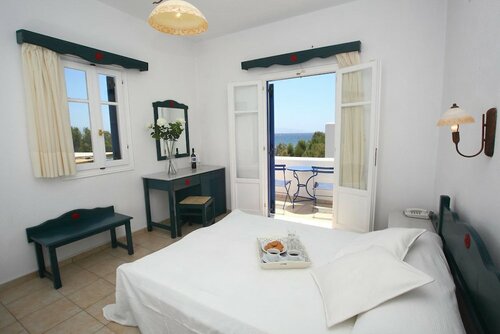 Трехместный номер в Paros Inn Hotel