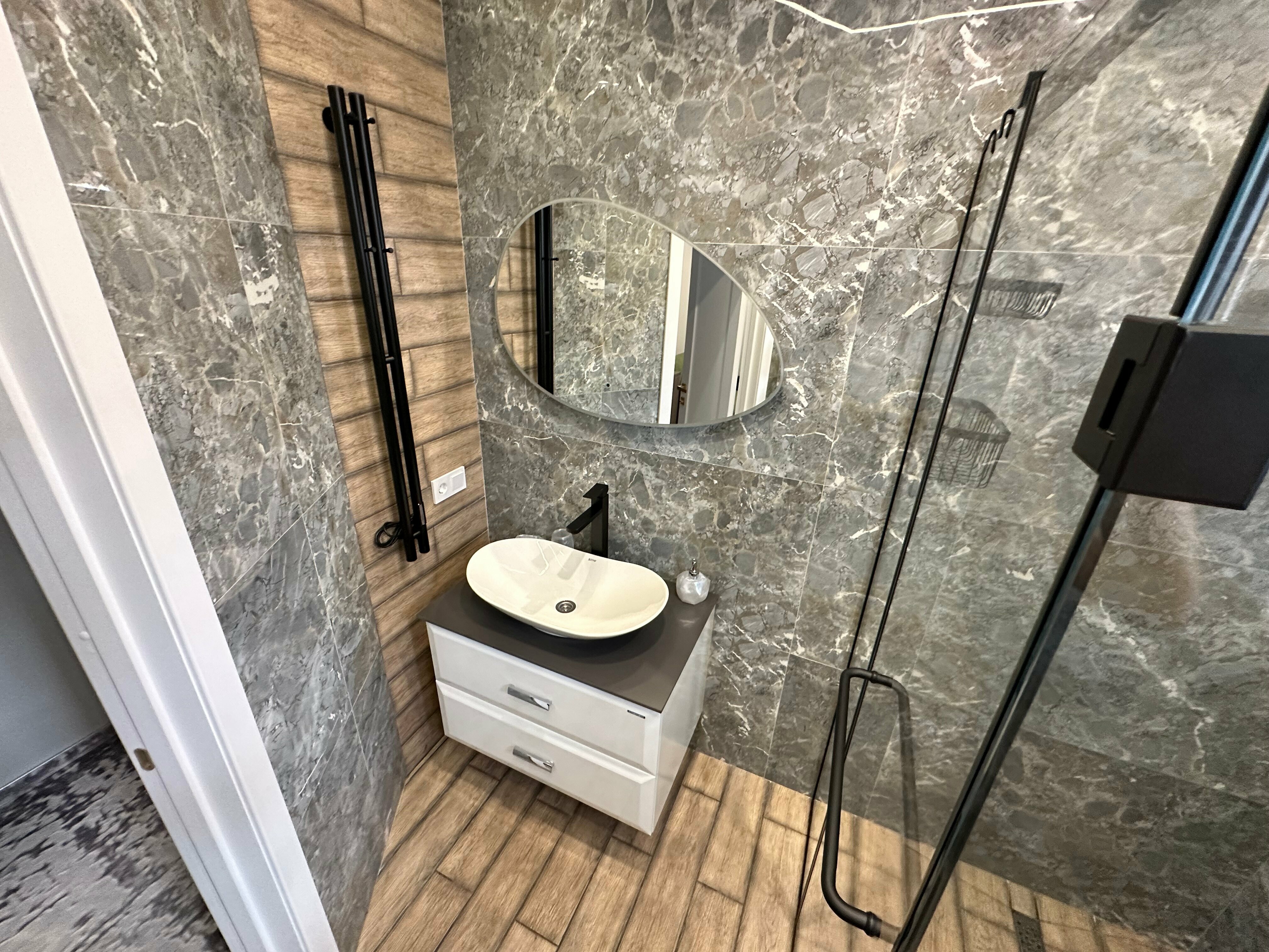 Четырехместный номер с видом на горы