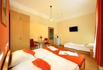 Трехместный номер в Hotel Golden City Garni