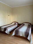 Стандартный номер с 2 односпальными кроватями и диваном в Скифская долина
