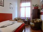 Двухместный номер с 1 или 2 кроватями, общая ванная комната в Gaia Hostel