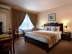 Standard King Room with Sea View в Berjaya Hotel Colombo