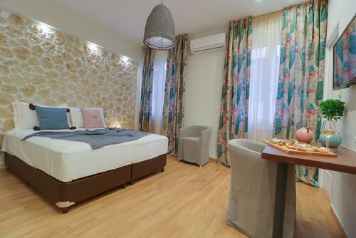 Традиционный двухместный номер с 1 двуспальной кроватью (103) в AthiNN Residence