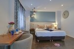Улучшенный двухместный номер с 1 или 2 кроватями, балкон (301) в AthiNN Residence