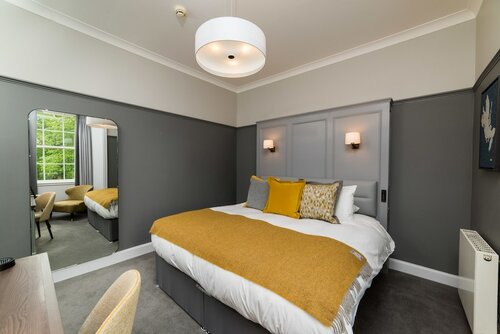 Улучшенный двухместный номер с 1 двуспальной кроватью в The Marmalade Hotel