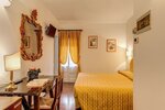 Двухместный номер «Классик» с 1 двуспальной кроватью в Hotel San Giorgio & Olimpic Florence