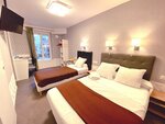 Трехместный номер в Hotel Aviatic