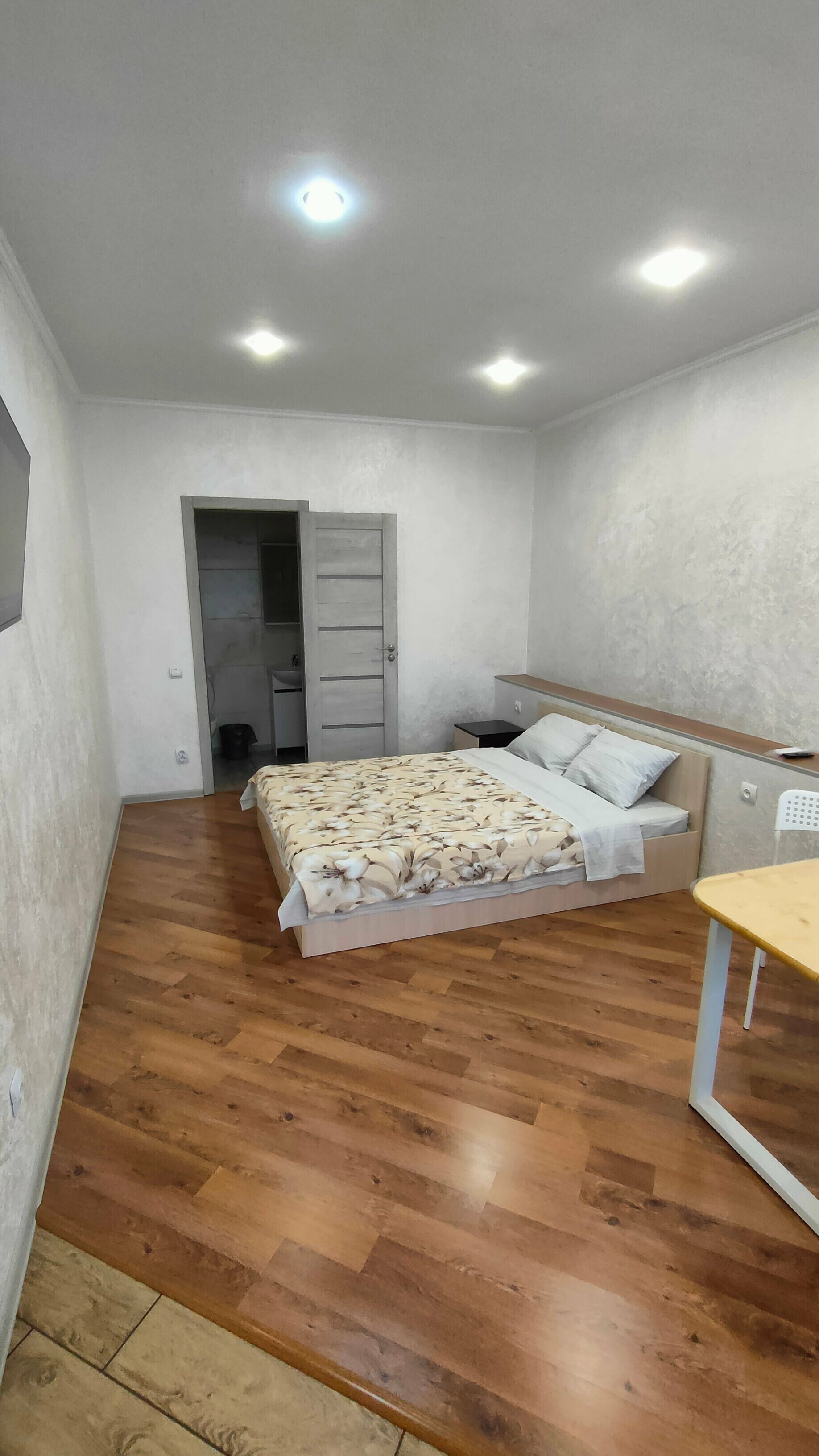 Двухместный номер с 1 кроватью и собственной ванной комнатой