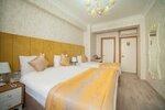 Улучшенный трехместный номер (Family) в Miran Hotel