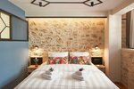Улучшенный двухместный номер с 1 двуспальной кроватью в Ialna Boutique Hotel